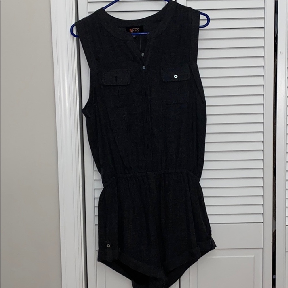 Dark cray cut off sleeve romper